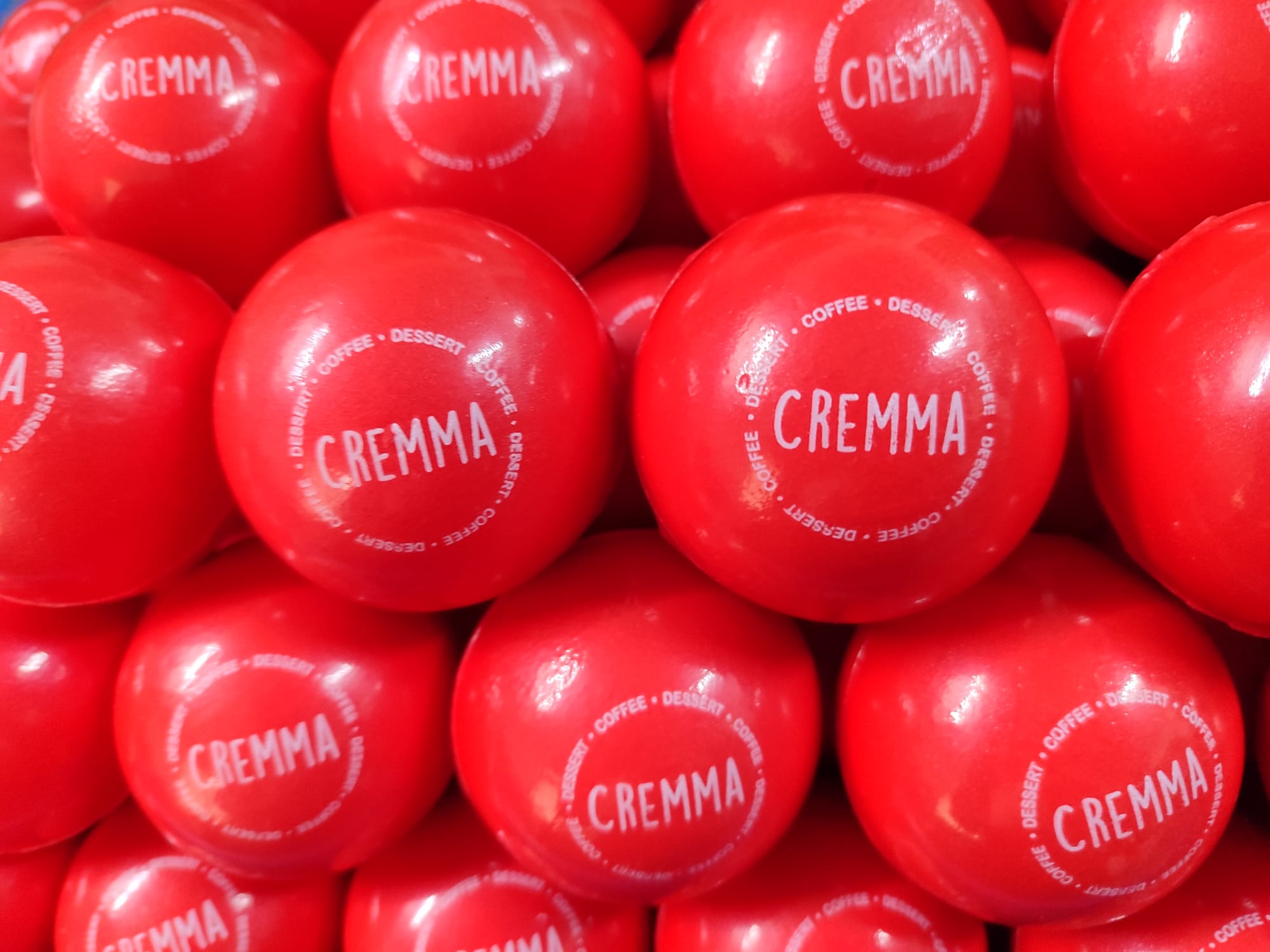 Cremma logo baskılı kırmızı stres topu toptan üretim